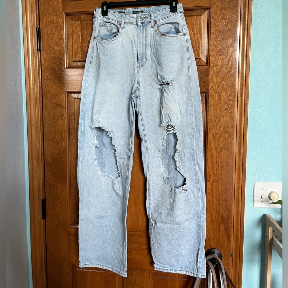 Light wash ripped jeans